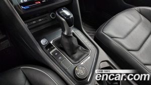 Volkswagen Tiguan 2.0 TDI 4 Prestige 2023 года из Южной Кореи