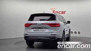 Renault-KoreaSamsung QM6 2.0 LPe RE Signature 2WD 2022 года из Южной Кореи