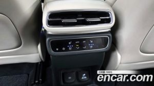 Genesis GV80 2.5T Бензин AWD 2024 года из Южной Кореи