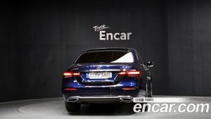 Mercedes-Benz E-Class E450 4MATIC Exclusive 2023 года из Южной Кореи