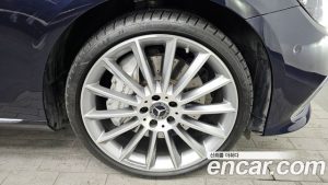 Mercedes-Benz E-Class E450 4MATIC Exclusive 2023 года из Южной Кореи