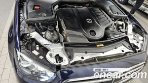 Mercedes-Benz E-Class E450 4MATIC Exclusive 2023 года из Южной Кореи