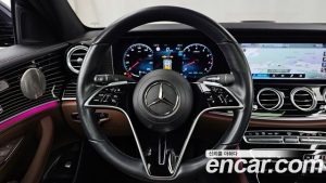 Mercedes-Benz E-Class E450 4MATIC Exclusive 2023 года из Южной Кореи