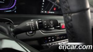 Kia Seltos Бензин 1.6 Turbo 2WD 2025 года из Южной Кореи