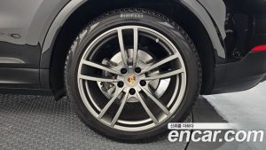 Porsche Cayenne 3.0 2023 года из Южной Кореи