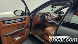 Porsche Cayenne 3.0 2023 года из Южной Кореи