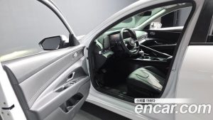 Hyundai AVANTE Modern 2025 года из Южной Кореи