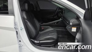 Hyundai AVANTE Modern 2025 года из Южной Кореи