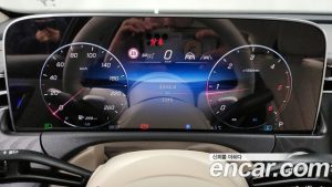 Mercedes-Benz E-Class E220d 4MATIC Exclusive 2025 года из Южной Кореи