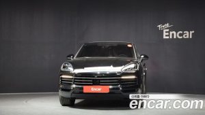 Porsche Cayenne 3.0 Coupe 2023 года из Южной Кореи