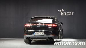 Porsche Cayenne 3.0 Coupe 2023 года из Южной Кореи