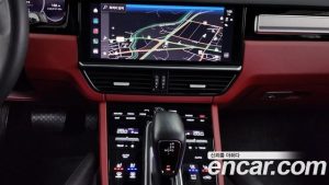 Porsche Cayenne 3.0 Coupe 2023 года из Южной Кореи