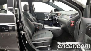 Mercedes-Benz GLA-Class GLA250 4MATIC 2025 года из Южной Кореи