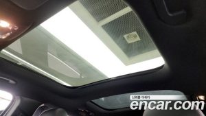 Mercedes-Benz GLA-Class GLA250 4MATIC 2025 года из Южной Кореи