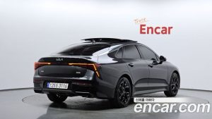 Kia K5 Signature 2024 года из Южной Кореи