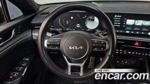 Kia K5 Signature 2024 года из Южной Кореи