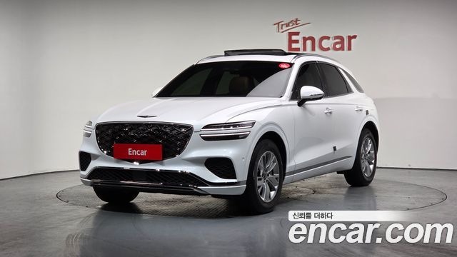 Genesis GV70 2.5T Бензин 2WD 2025 года из Кореи