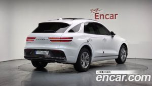 Genesis GV70 2.5T Бензин 2WD 2025 года из Южной Кореи