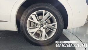Genesis GV70 2.5T Бензин 2WD 2025 года из Южной Кореи