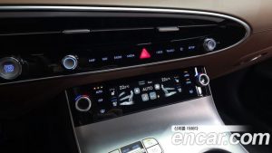 Genesis GV70 2.5T Бензин 2WD 2025 года из Южной Кореи