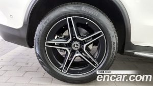 Mercedes-Benz GLC-Class GLC300 4MATIC Coupe 2023 года из Южной Кореи