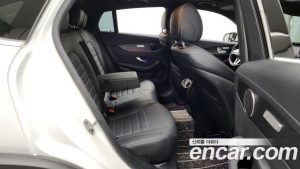 Mercedes-Benz GLC-Class GLC300 4MATIC Coupe 2023 года из Южной Кореи