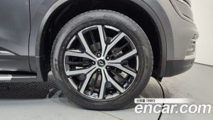 Renault-KoreaSamsung QM6 2.0 LPe RE Signature 2WD 2023 года из Южной Кореи