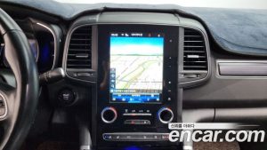 Renault-KoreaSamsung QM6 2.0 LPe RE Signature 2WD 2023 года из Южной Кореи