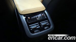 Volvo S60 B5 ULTIMATE Bright 2023 года из Южной Кореи