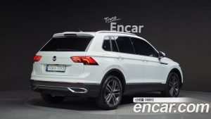 Volkswagen Tiguan 2.0 TDI Prestige 2023 года из Южной Кореи