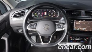 Volkswagen Tiguan 2.0 TDI Prestige 2023 года из Южной Кореи