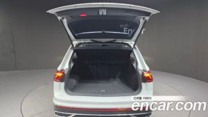 Volkswagen Tiguan 2.0 TDI Prestige 2023 года из Южной Кореи
