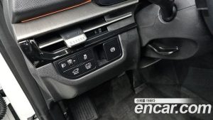Kia Sportage HEV 1.6 2WD 2025 года из Южной Кореи