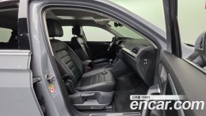 Volkswagen Tiguan 2.0 TDI Premium 2022 года из Южной Кореи
