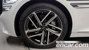 Genesis G80 Бензин 2.5 Turbo AWD 2026 года из Южной Кореи