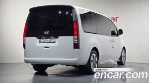 Hyundai Staria HEV 1.6 Tourer 9-Seater 2025 года из Южной Кореи