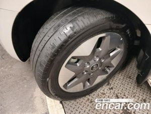 Hyundai Staria HEV 1.6 Tourer 9-Seater 2025 года из Южной Кореи