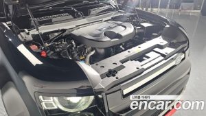 Land Rover Defender 110 D250 SE 2023 года из Южной Кореи