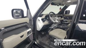 Land Rover Defender 110 D250 SE 2023 года из Южной Кореи
