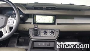 Land Rover Defender 110 D250 SE 2023 года из Южной Кореи