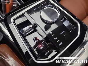 BMW 7-Series 740d xDrive M Sport 2025 года из Южной Кореи