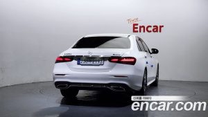 Mercedes-Benz E-Class E220d 4MATIC AMG Line 2023 года из Южной Кореи