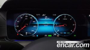 Mercedes-Benz E-Class E220d 4MATIC AMG Line 2023 года из Южной Кореи