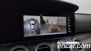 Mercedes-Benz E-Class E220d 4MATIC AMG Line 2023 года из Южной Кореи