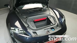 Porsche Taycan Base 2022 года из Южной Кореи