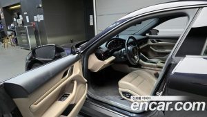 Porsche Taycan Base 2022 года из Южной Кореи