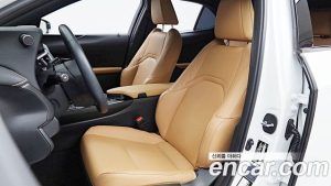 Lexus UX 2.0 2WD 2025 года из Южной Кореи