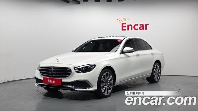 Mercedes-Benz E-Class E350 4MATIC Exclusive 2023 года из Кореи