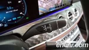 Mercedes-Benz E-Class E350 4MATIC Exclusive 2023 года из Южной Кореи