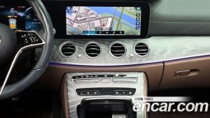 Mercedes-Benz E-Class E350 4MATIC Exclusive 2023 года из Южной Кореи